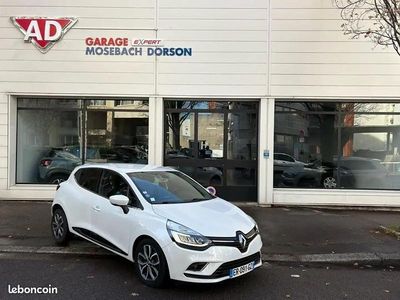 Blanc Occasion 2017 Renault Clio IV Intens Berline | 8 490 € (Prix juste)