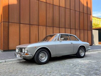 Alfa Romeo 2000