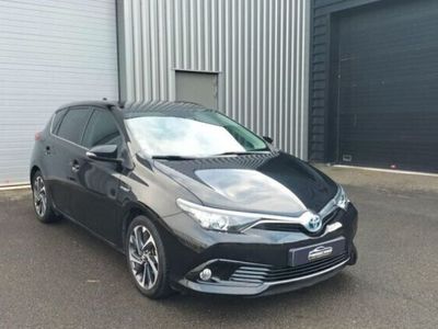 occasion Toyota Auris 136h Design Hybride Garantie Et Révisé