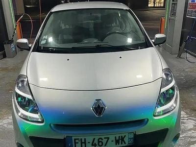Occasion Renault Clio III Expression 86 ch (63 kW) 2010 Berline