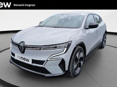 Gris Occasion 2023 Renault Mégane Equilibre Berline | 23 990 € (Prix juste)