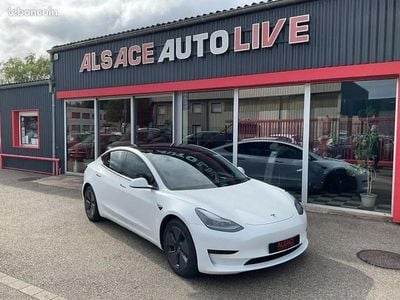 Blanc Occasion 2021 Tesla Model 3 Standard Range Berline | 21 990 € (Prix cher)
