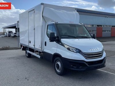 Blanc Occasion 2023 Iveco Daily Van | 59 880 €