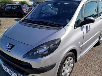 Argent Occasion 2005 Peugeot 1007 Monospace | 4 999 €