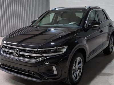 Noir Nouvelle 2025 VW T-Roc R-line Edition SUV | 34 790 € (Prix assez cher)