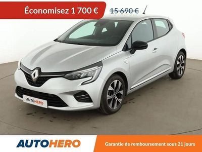 Gris Occasion 2022 Renault Clio V LIMITED Citadine | 13 990 € (Bon prix)