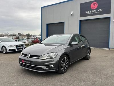 Gris Occasion 2017 VW Golf Berline | 15 990 € (Prix juste)