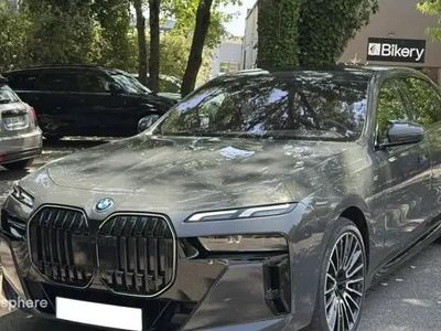 BMW 750e