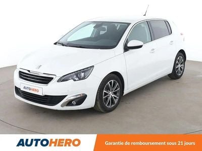Blanc Occasion 2017 Peugeot 308 Allure Berline | 11 490 € (Bon prix)