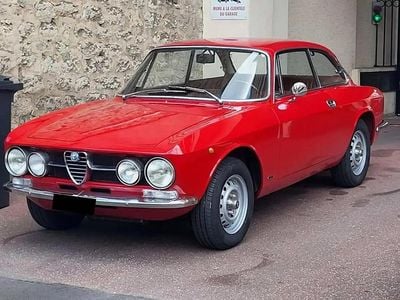 Rouge Occasion 1972 Alfa Romeo GT Coupé | 37 500 €