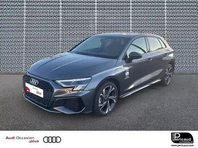 Gris daytona Occasion 2024 Audi A3 Sportback S-Line Citadine | 39 900 €