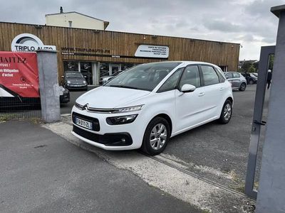 Blanc Occasion 2018 Citroën C4 Feel Monospace | 13 490 € (Prix assez cher)