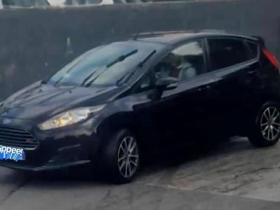 Noir Occasion 2013 Ford Fiesta Trend Berline | 3 900 € (Bon prix)