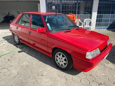 Rouge Occasion 1987 Renault R11 Citadine | 8 900 €