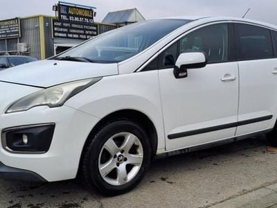 Blanc Occasion 2015 Peugeot 3008 Break | 6 990 € (Prix juste)
