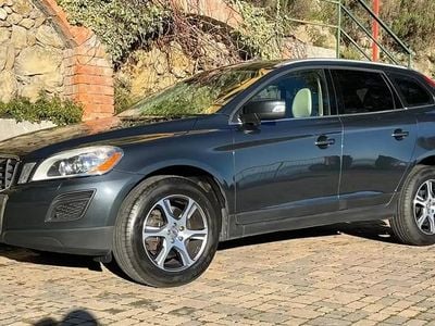 Gris Occasion 2012 Volvo XC60 SUV | 12 990 €