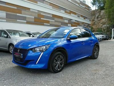 Bleu Occasion 2021 Peugeot e-208 Allure Citadine | 12 990 € (Bon prix)