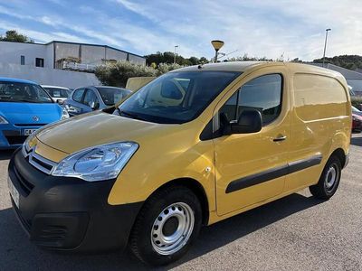 Jaune Occasion 2017 Citroën Berlingo Monospace | 7 700 € (Super prix)