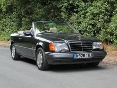 Autres Occasion 1994 Mercedes E320 Cabriolet | 31 089 €