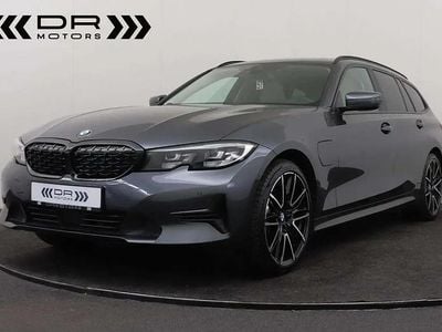 BMW 330e