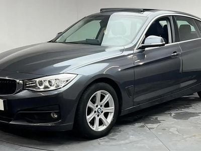 Noir Occasion 2014 BMW 318 Executive Berline | 16 990 € (Prix assez cher)
