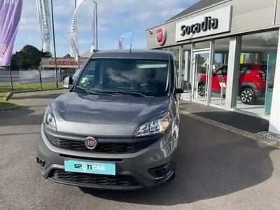 Gris colosseo Occasion 2020 Fiat Doblò Monospace | 12 490 € (Prix juste)