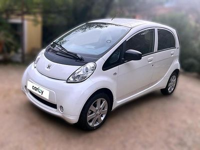 Blanc Occasion 2015 Peugeot iON Active Citadine | 8 490 €