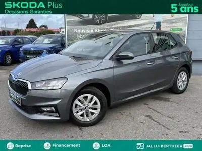 Gris Occasion 2025 Skoda Fabia Selection Berline | 18 980 € (Prix juste)