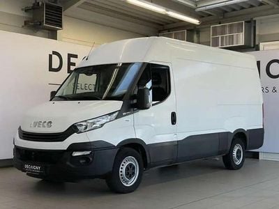 Blanc Occasion 2019 Iveco Daily Van | 21 975 € (Prix juste)