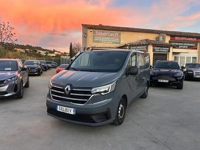 Gris Occasion 2022 Renault Trafic Monospace | 21 900 € (Bon prix)