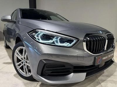 Gris Occasion 2023 BMW 118 Citadine | 23 900 € (Super prix)