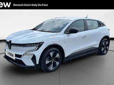 Blanc Occasion 2022 Renault Megane E-Tech Equilibre Berline | 17 250 €