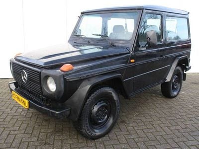 Noir Occasion 1983 Mercedes G300 SUV | 29 900 €
