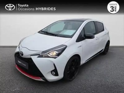 Occasion Toyota Yaris Hybrid Sport 100 ch (73 kW) 2020 Blanc pur biton toit noir Berline