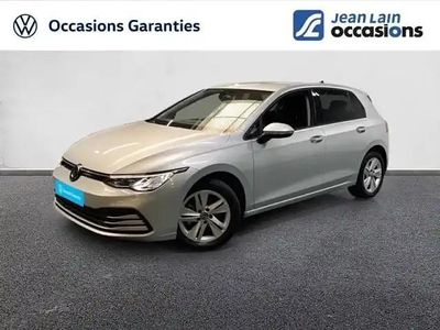 Reflet d'argent metallise Occasion 2023 VW Golf VIII Business Berline | 25 900 € (Prix juste)