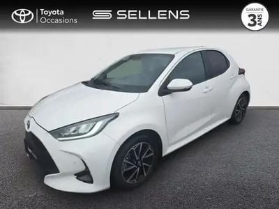 Occasion Toyota Yaris Hybrid Design 116 ch (85 kW) 2022 Blanc Berline