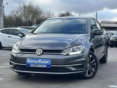 Gris Occasion 2019 VW Golf VII IQ Drive Berline | 15 990 € (Prix juste)