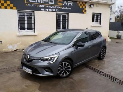 Gris Occasion 2023 Renault Clio V Techno Berline | 16 990 € (Prix juste)