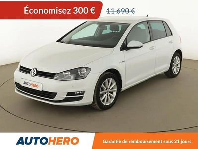 Blanc Occasion 2015 VW Golf LOUNGE Berline | 11 390 € (Prix juste)