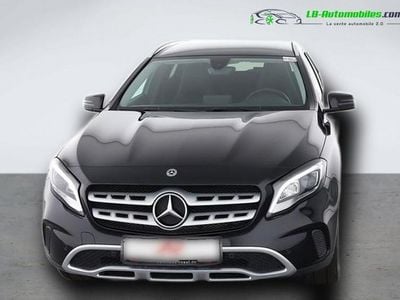 Mercedes GLA220