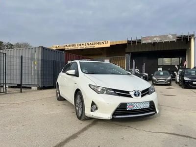 Toyota Auris Hybrid