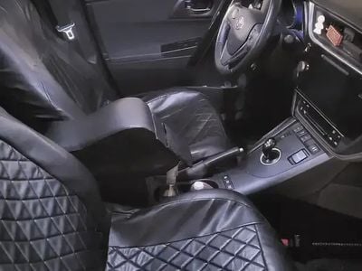 Toyota Auris Touring Sports