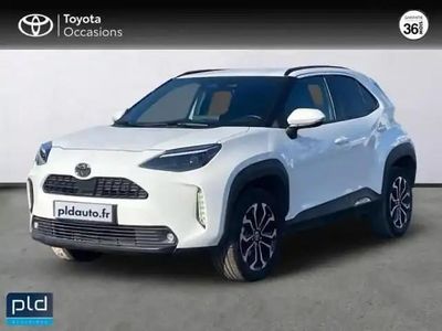 Blanc Occasion 2024 Toyota Yaris Hybrid Design SUV | 22 990 € (Prix juste)