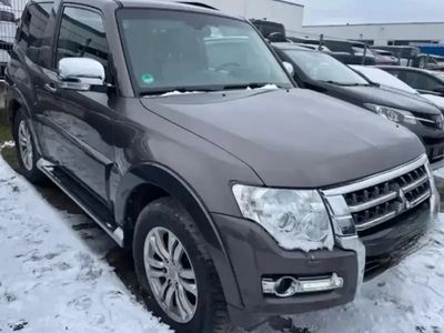 occasion Mitsubishi Pajero 32 DID INSTYLE 200 BVA 4WD 3P