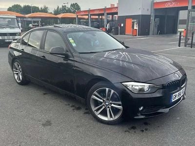 Noir Occasion 2012 BMW 316 Sport Line Berline | 10 900 €