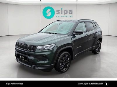 Techno green avec toit noir Nouvelle 2025 Jeep Compass North SUV | 42 900 €