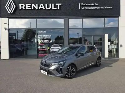 Gris Occasion 2025 Renault Clio V Techno Berline | 19 390 € (Prix cher)