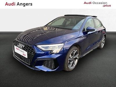 Bleu navarre métallisé Occasion 2024 Audi A3 Sportback e-tron S-Line Citadine | 35 990 € (Prix juste)