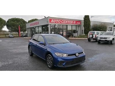 Bleu Occasion 2024 VW Polo Life Citadine | 18 450 € (Prix juste)