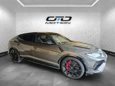 Gris Occasion 2023 Lamborghini Urus SUV | 317 900 € (Prix cher)